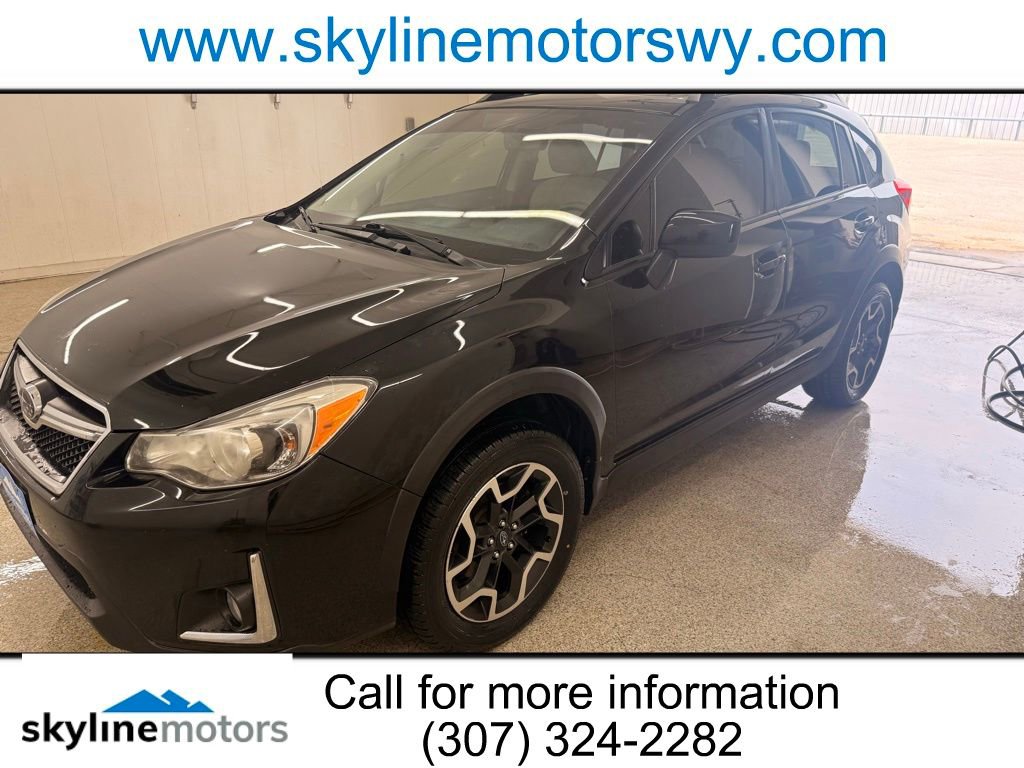 Used 2017 Subaru Crosstrek 2.0i Premium w/ Moonroof Package image 1