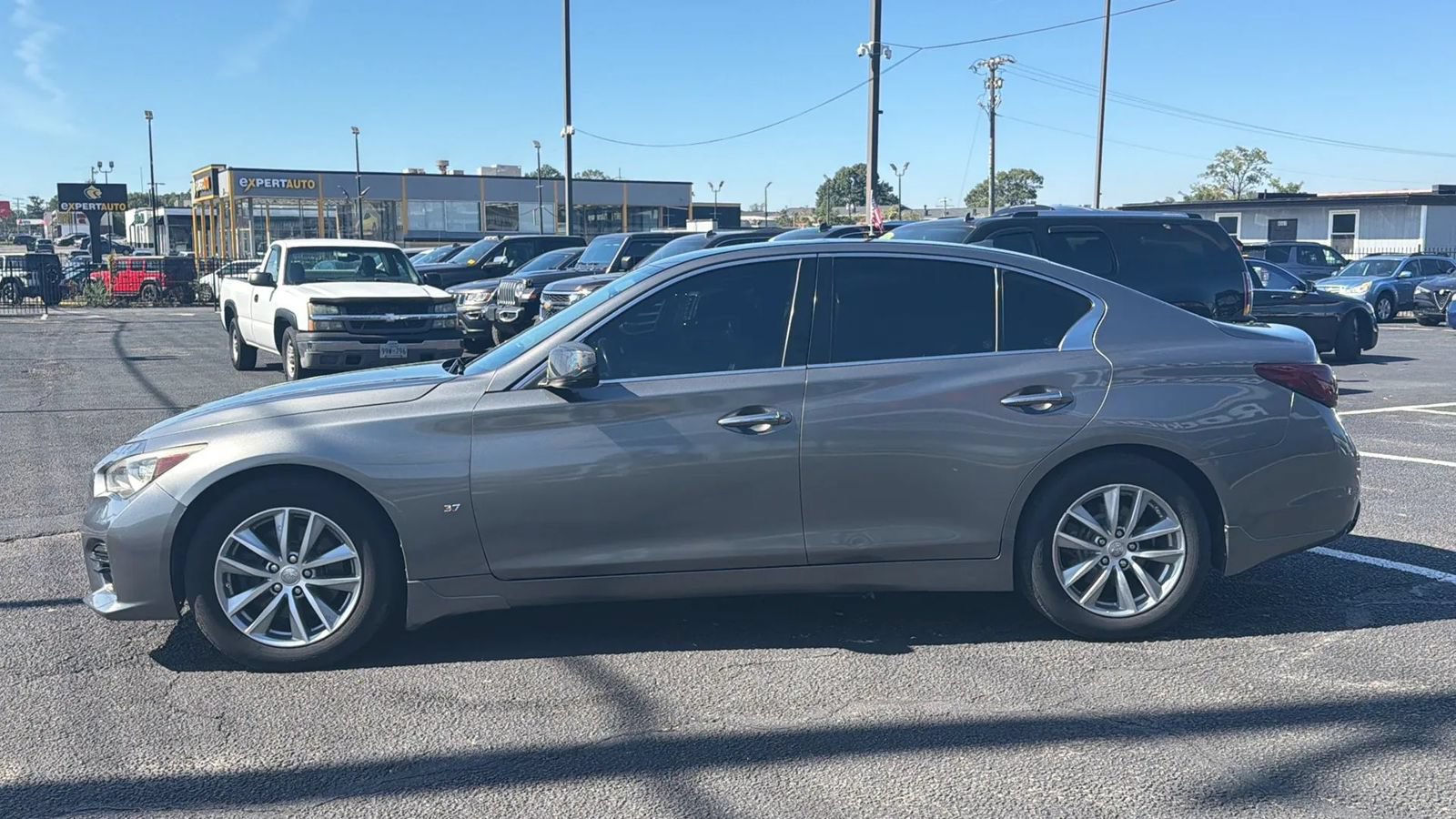 Used 2014 INFINITI Q50 Premium w/ Navigation Package AWD/4WD image 4