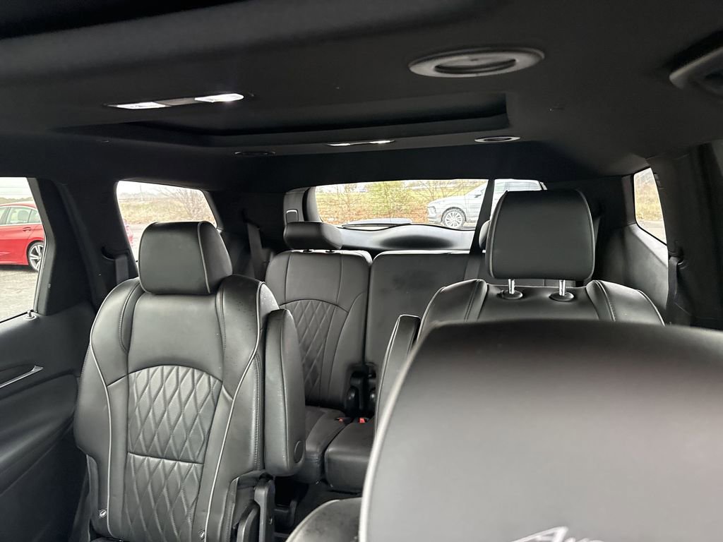 Certified 2023 Buick Enclave Avenir w/ Avenir Technology Package image 11
