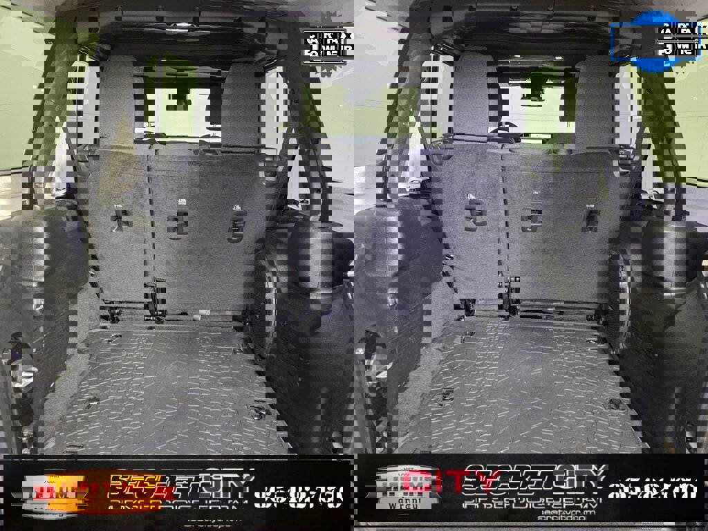 Used 2024 Jeep Wrangler Sport S image 30