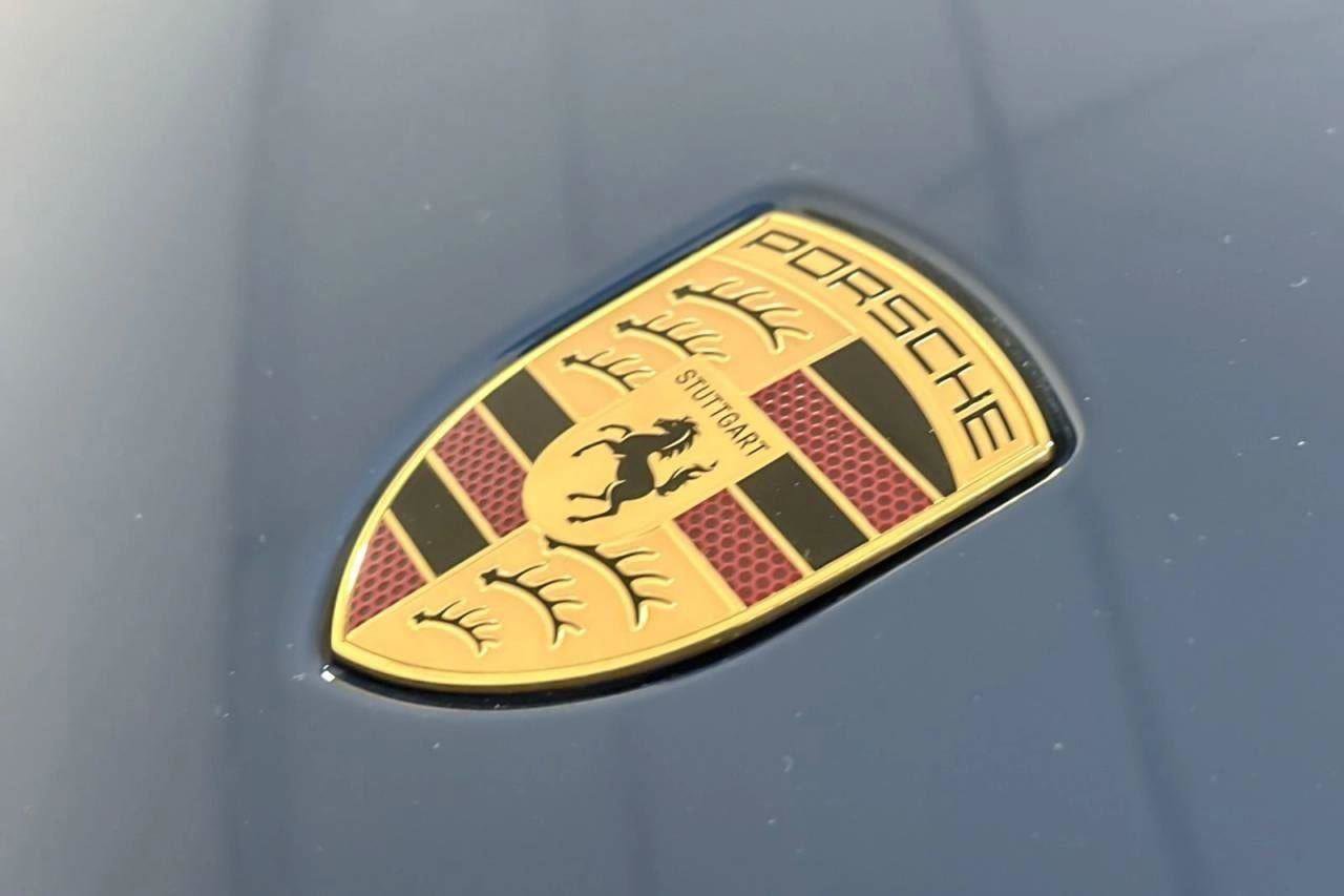 New 2025 Porsche Taycan 4S image 54