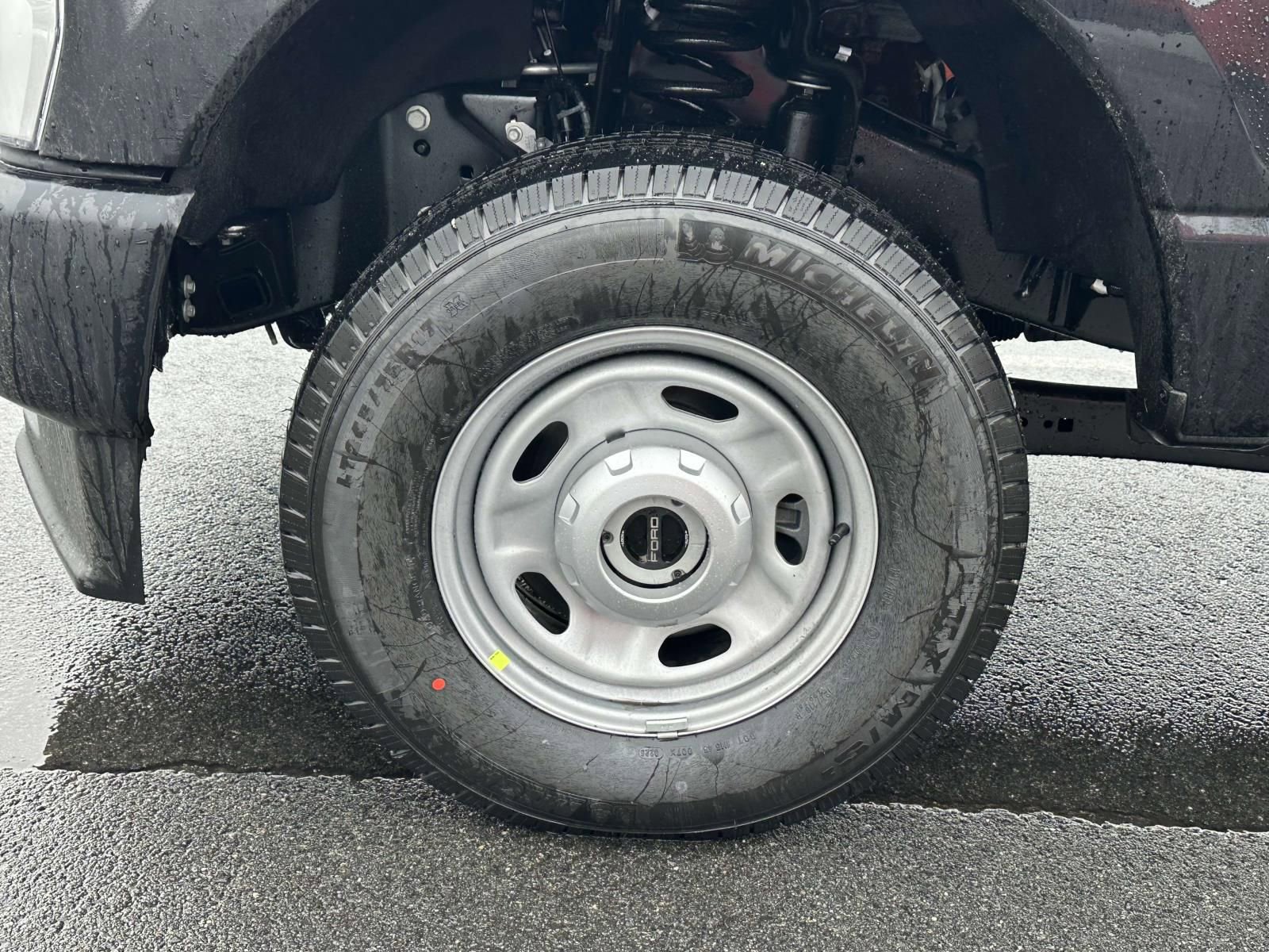 New 2025 Ford F250 XL image 7