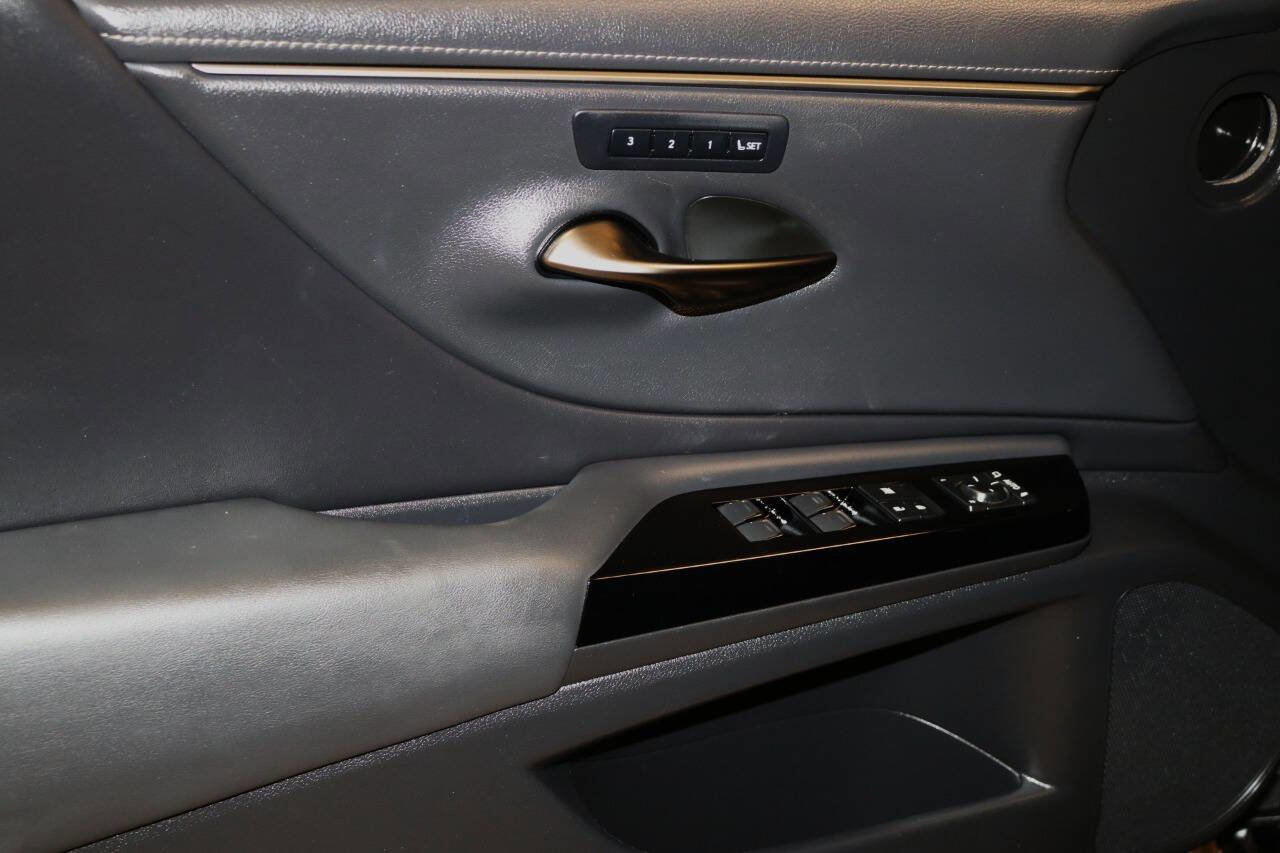 Used 2023 Lexus ES 350 w/ Premium Package image 60