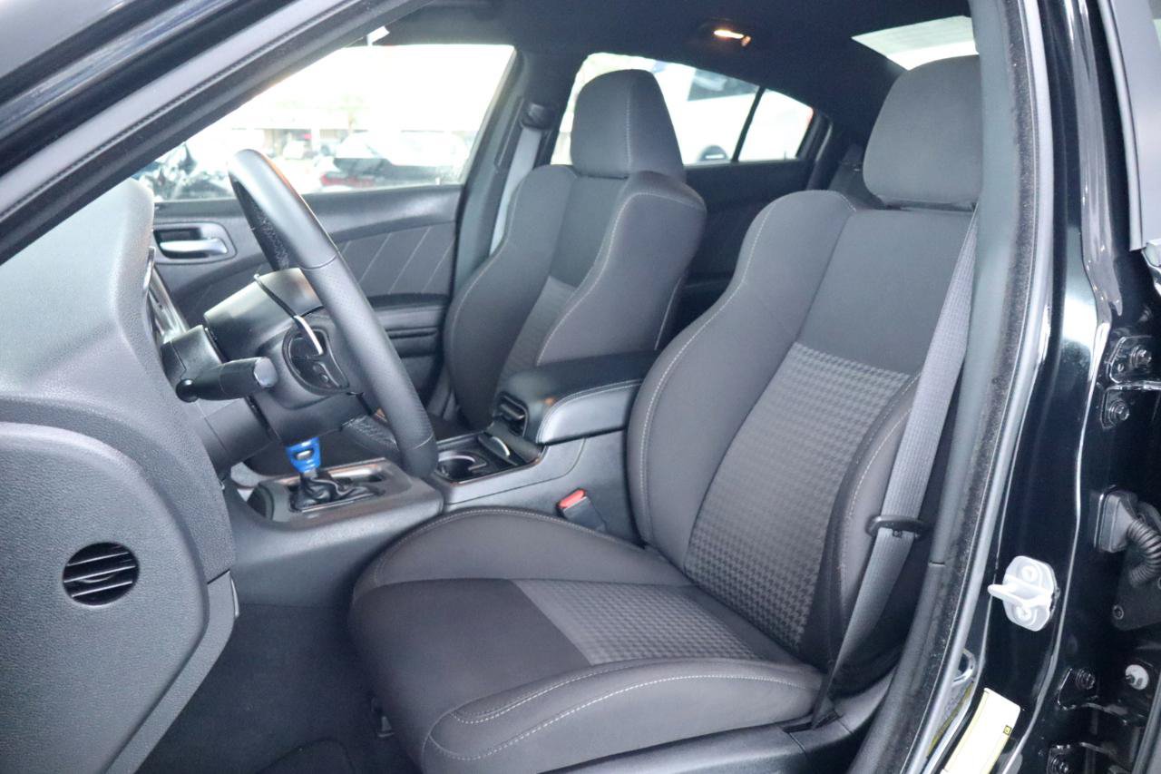 Used 2022 Dodge Charger GT w/ Driver Convenience Group RWD image 16