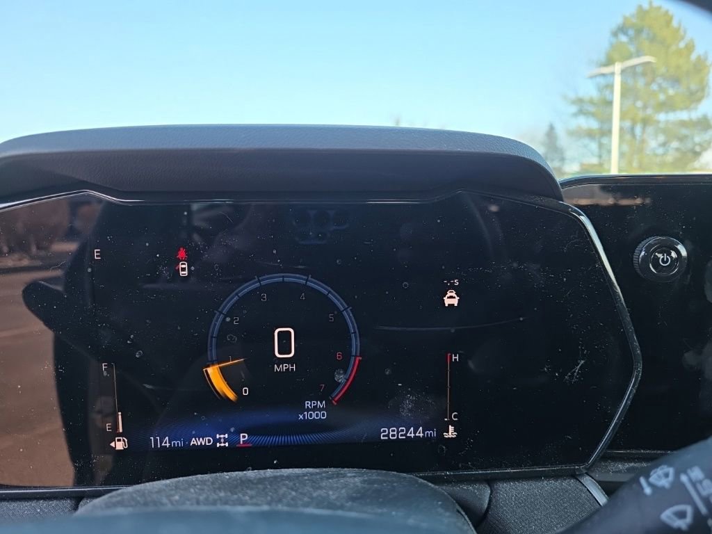 Used 2024 Chevrolet TrailBlazer LS image 16