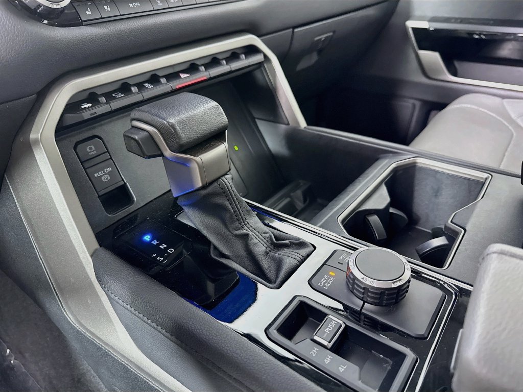 Used 2023 Toyota Tundra Limited AWD/4WD image 18