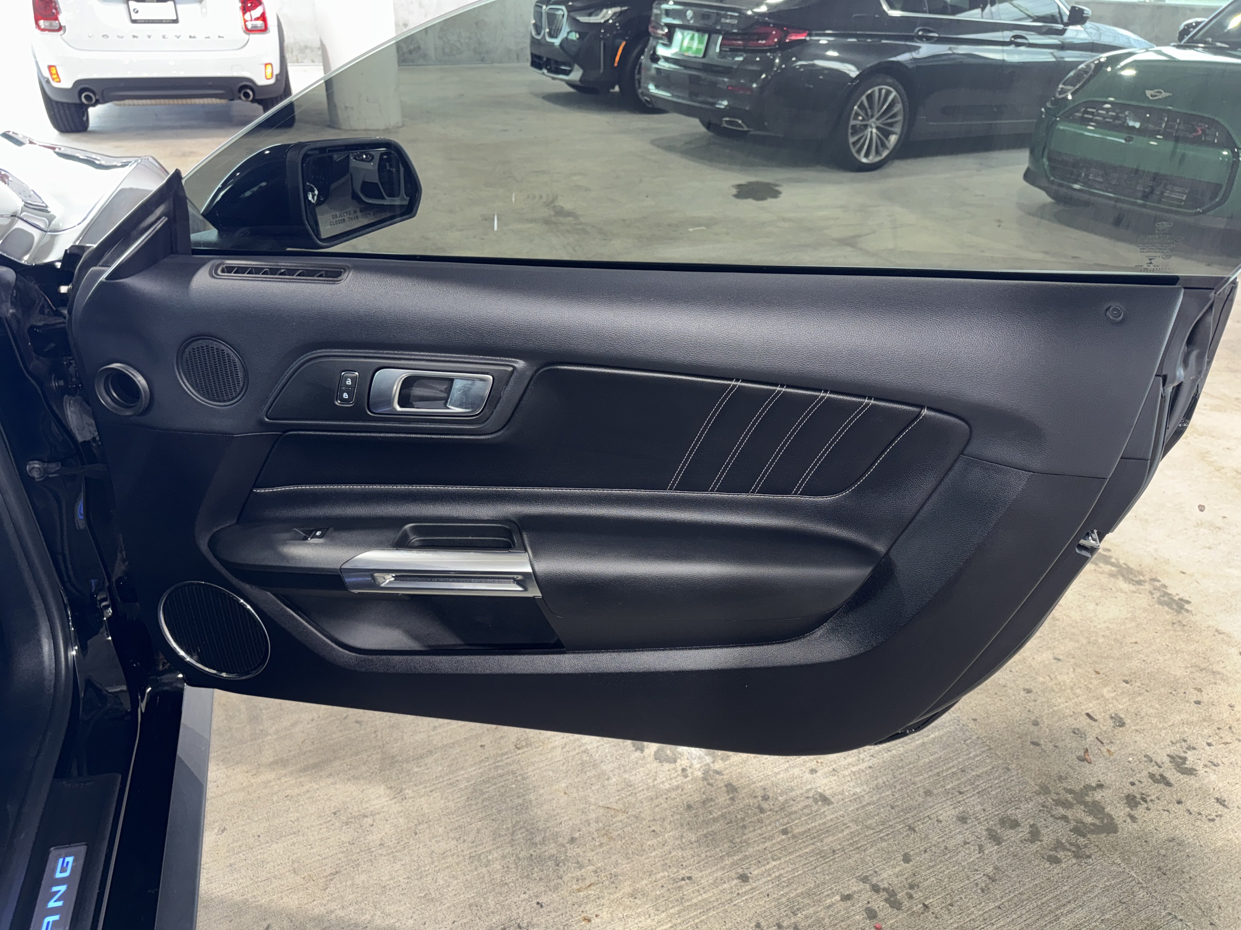 Used 2022 Ford Mustang GT Premium w/ Ford Safe & Smart Package RWD image 9