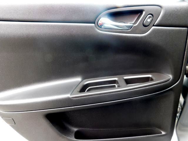 Used 2008 Chevrolet Impala LS image 12