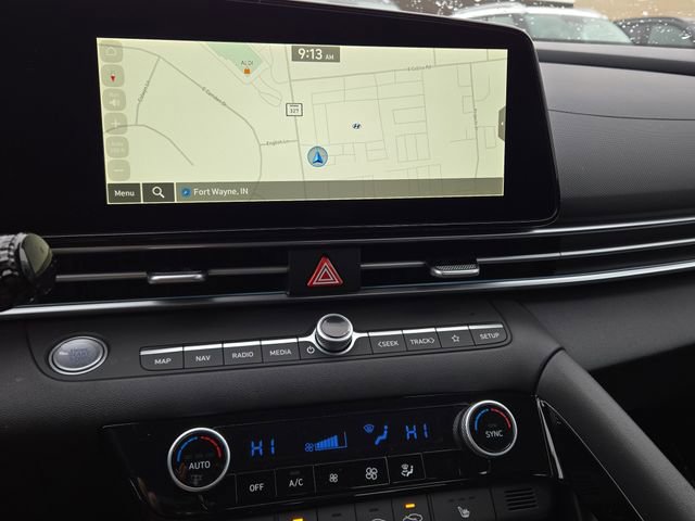 New 2025 Hyundai Elantra SEL image 10