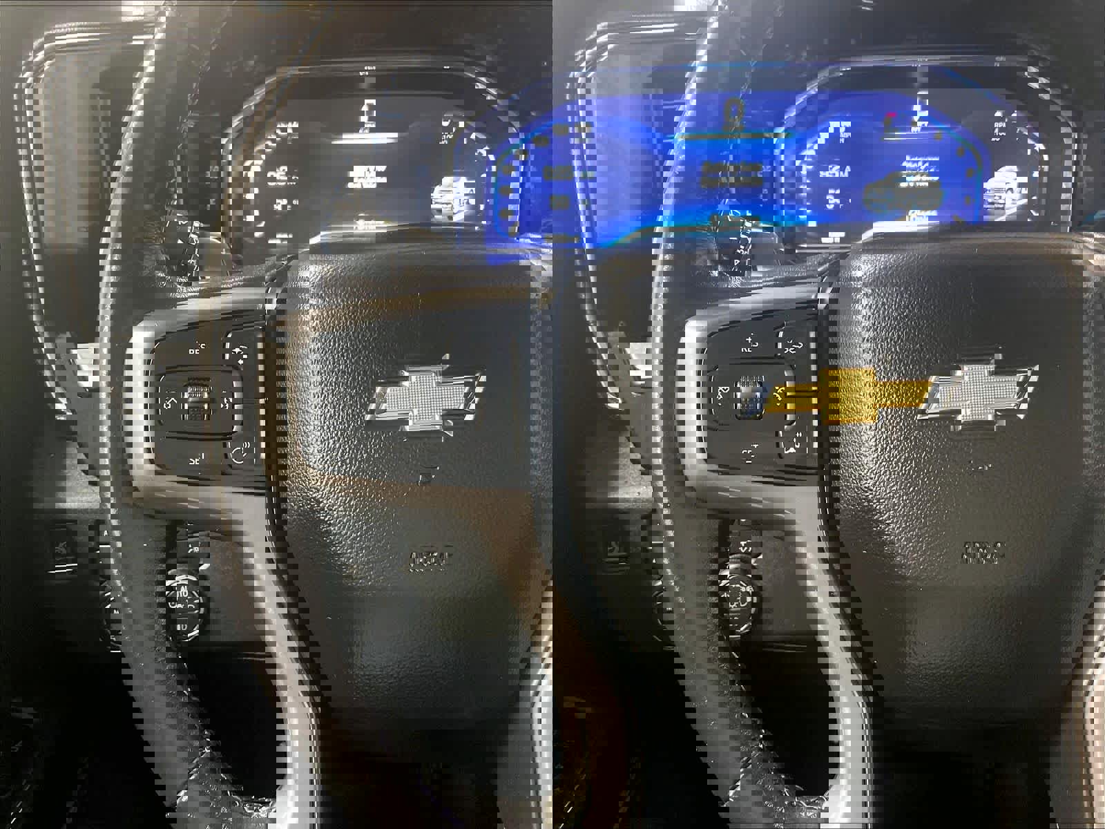 Used 2023 Chevrolet Silverado 1500 High Country w/ Technology Package image 22