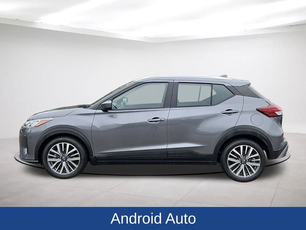 Used 2024 Nissan Kicks SV image 4