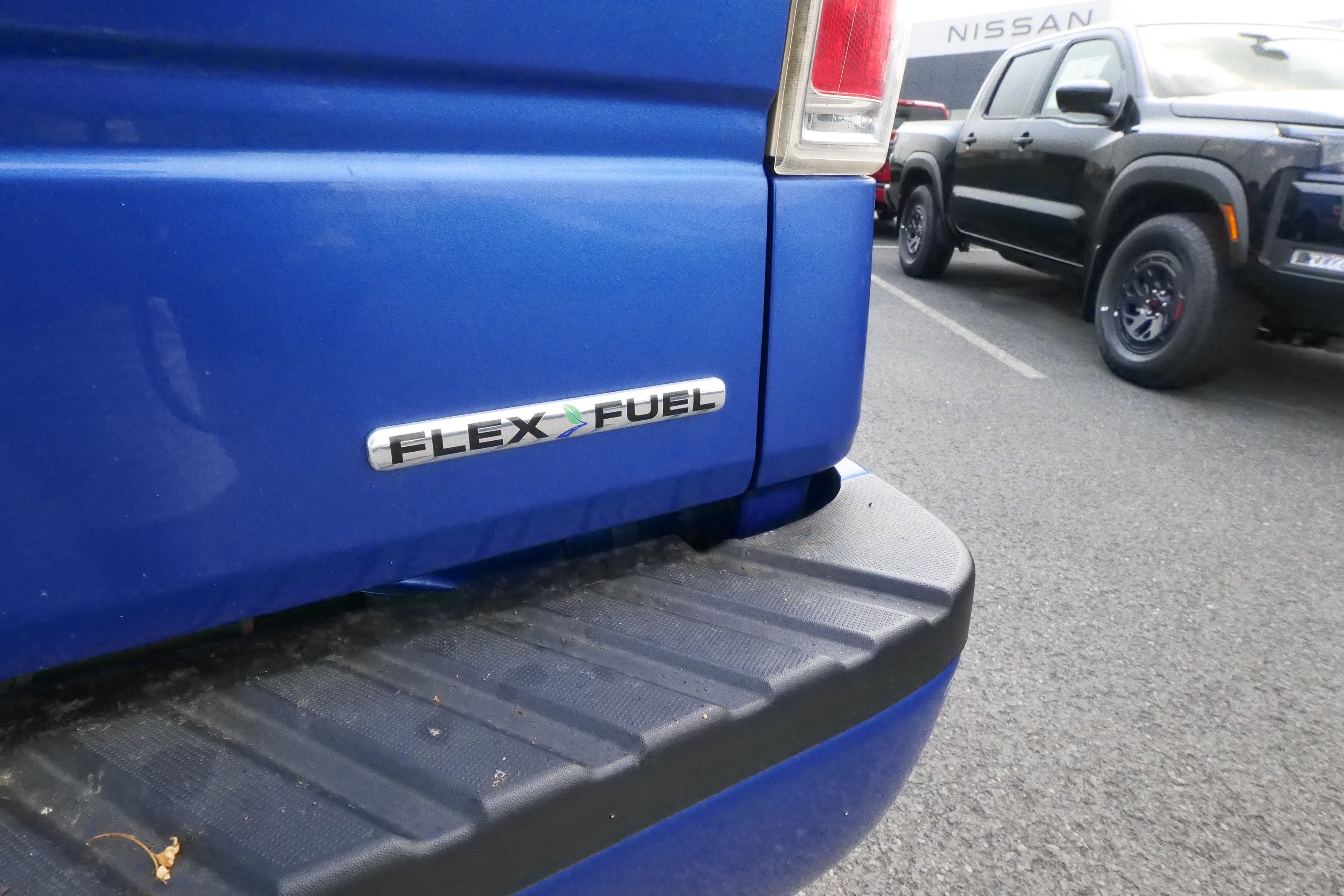 Used 2013 Ford F150 STX w/ Mid Equipment Group AWD/4WD image 9