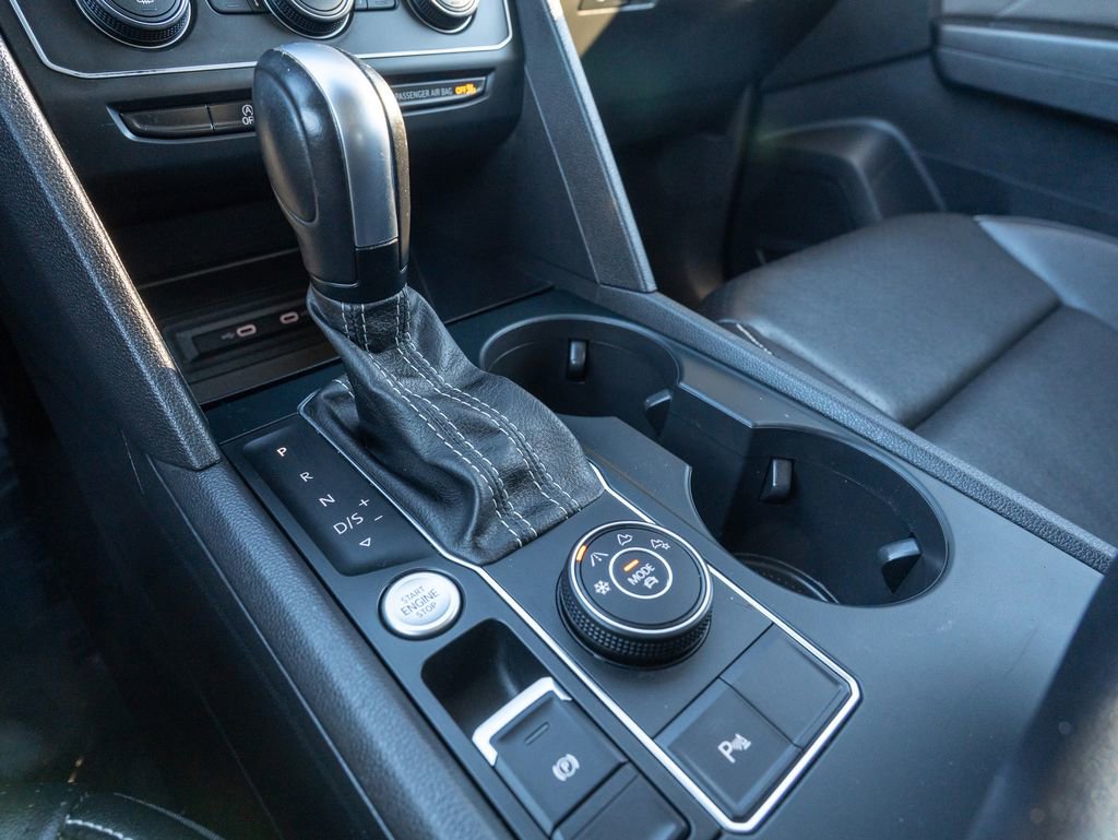 Used 2021 Volkswagen Atlas SE w/ Panoramic Sunroof Package image 32