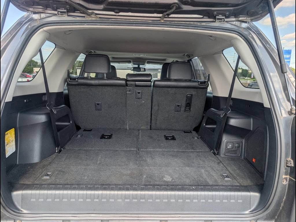 Used 2018 Toyota 4Runner Limited AWD/4WD image 11