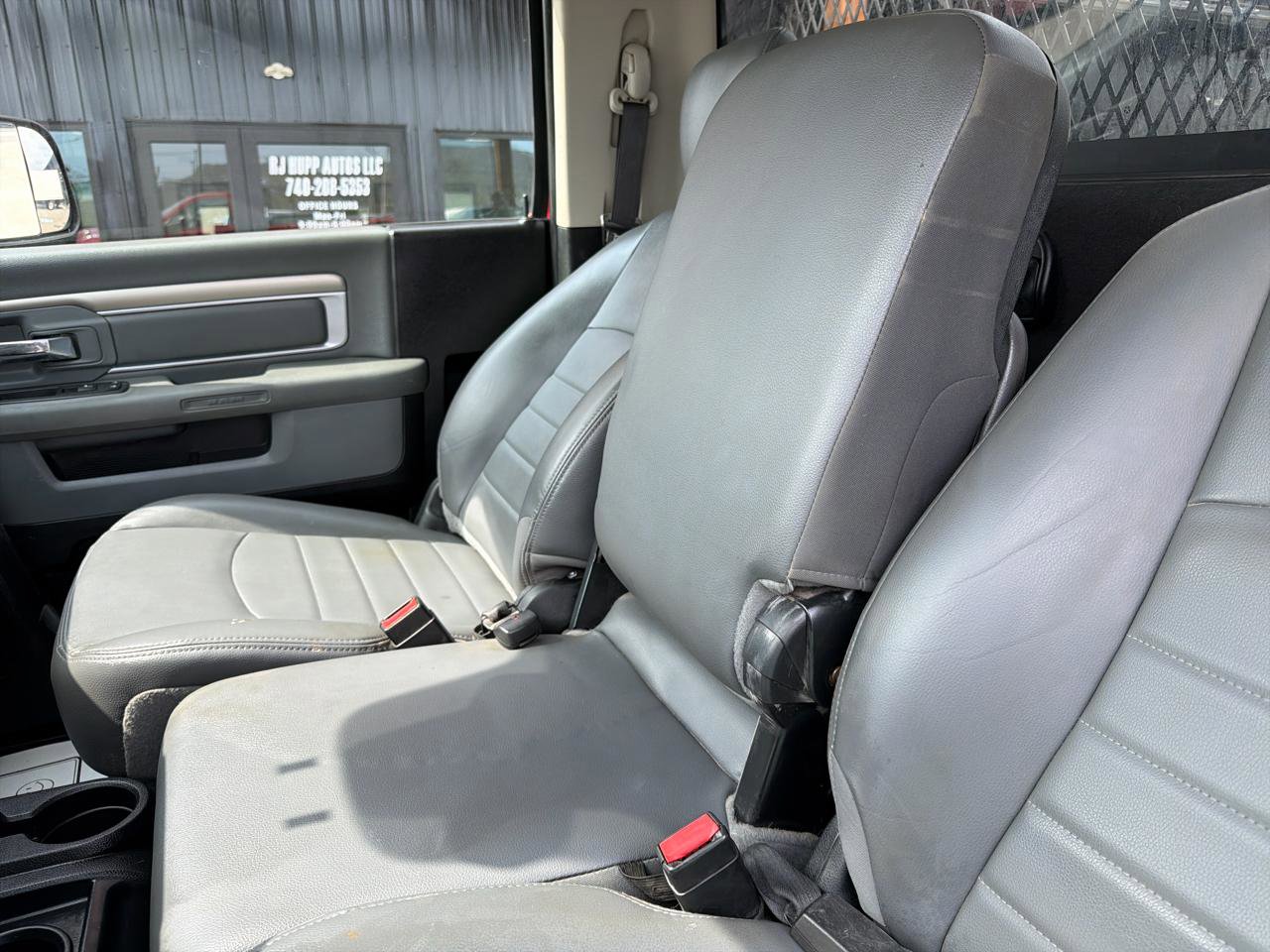 Used 2018 RAM 2500 Tradesman w/ Chrome Appearance Group AWD/4WD image 14