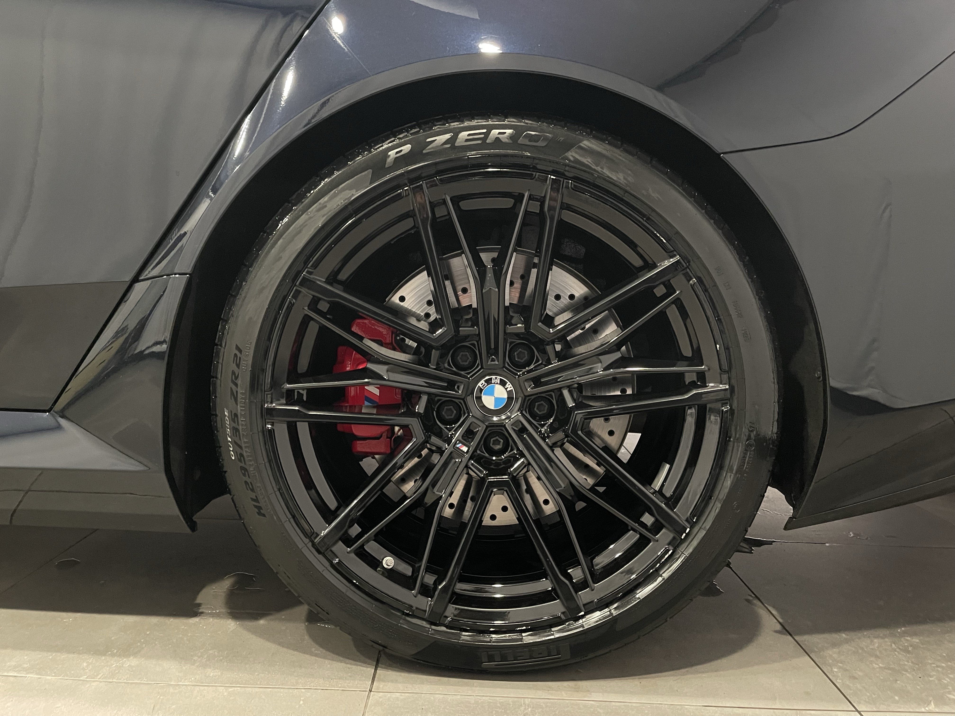 Certified 2025 BMW M5 w/ Executive Package AWD/4WD image 8