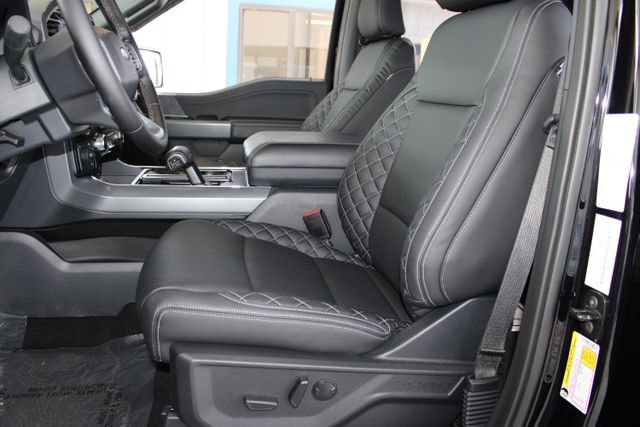 Used 2025 Ford F150 XLT w/ Equipment Group 302A MID AWD/4WD image 19