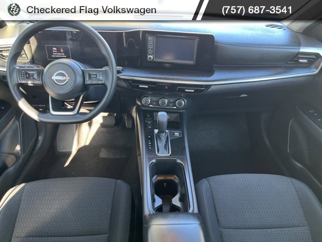 Used 2025 Nissan Kicks S image 26