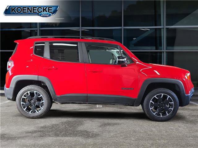 Used 2023 Jeep Renegade Latitude image 6
