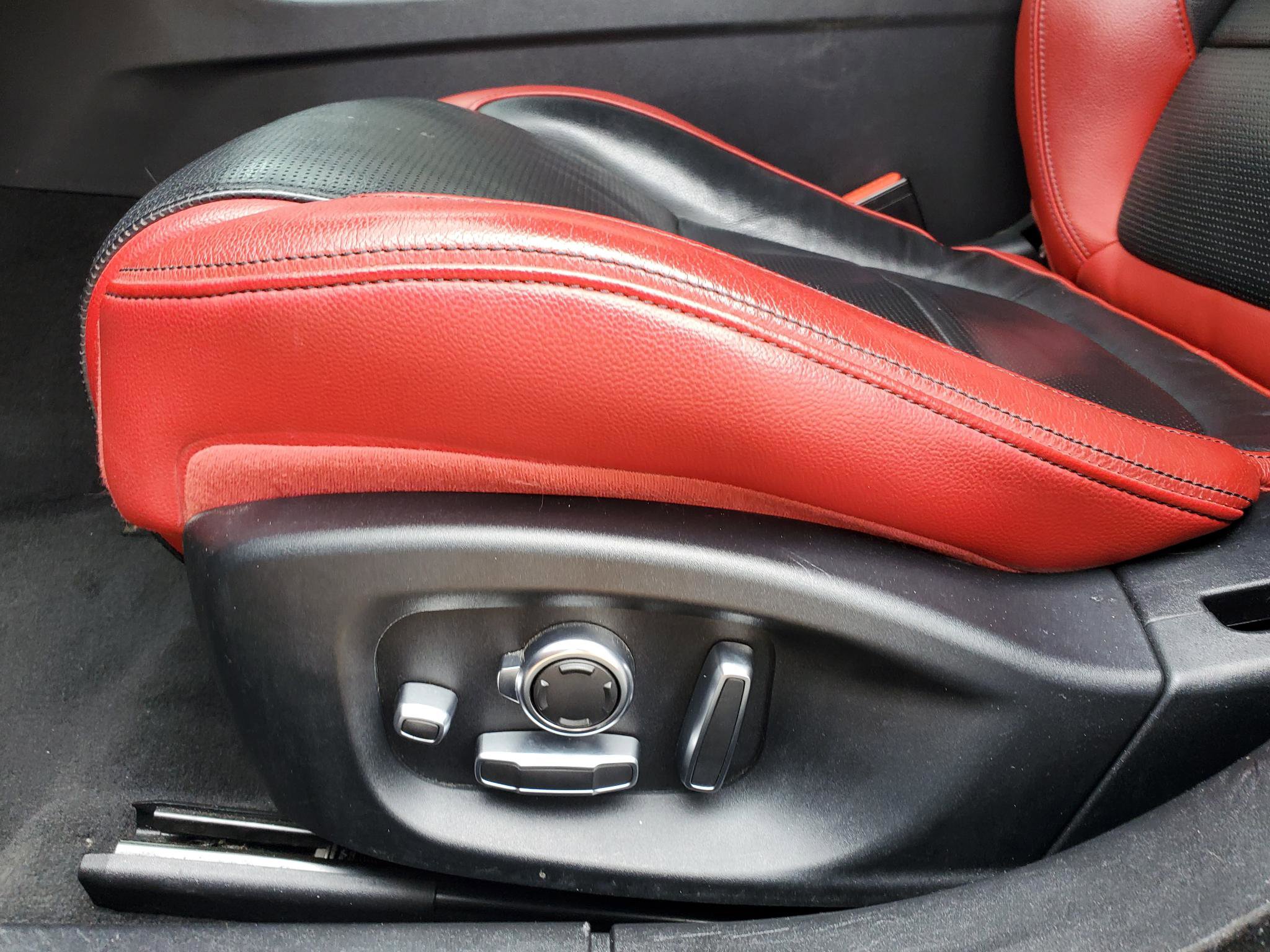 Used 2018 Jaguar XF First Edition image 26