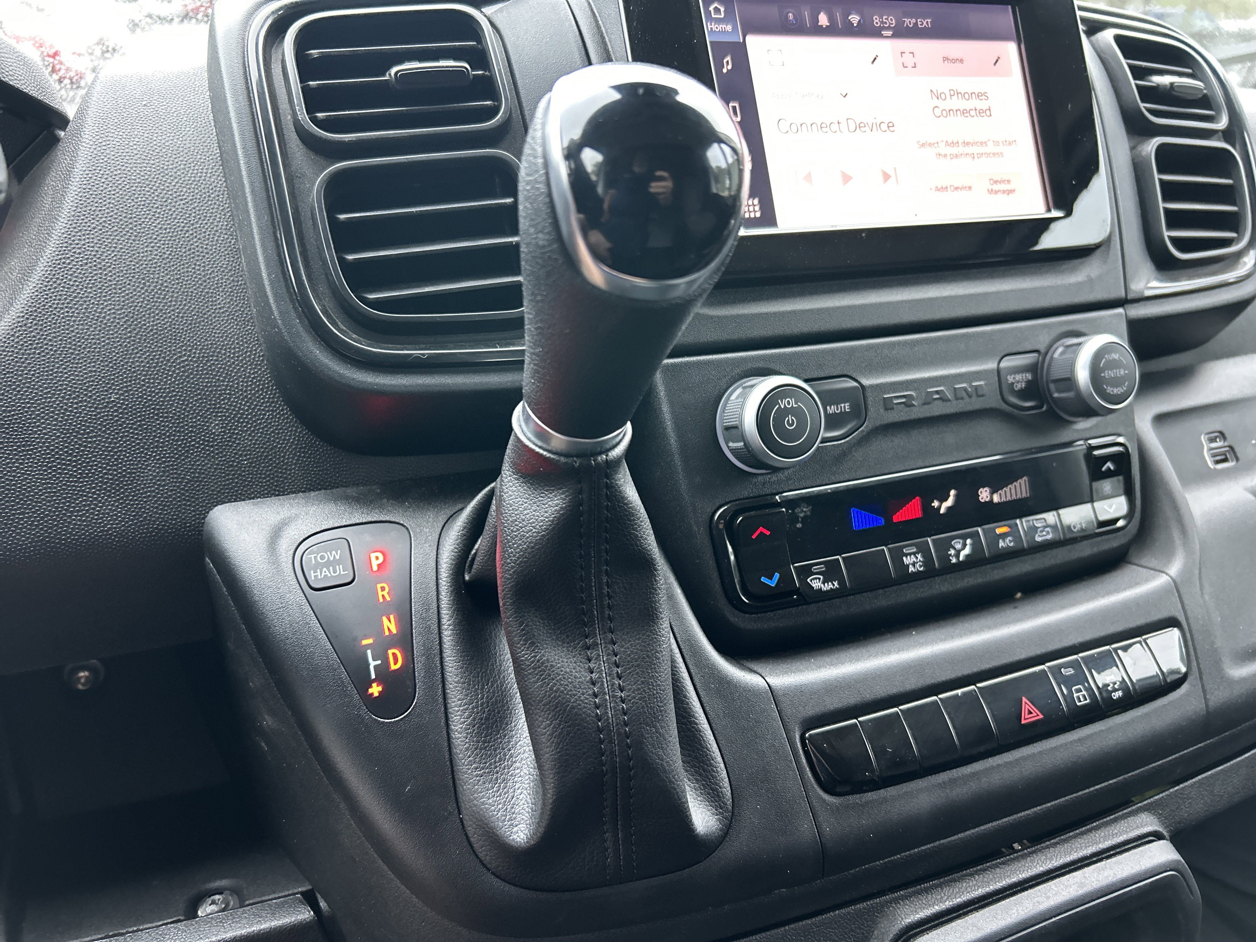 Used 2023 RAM ProMaster 2500 image 21