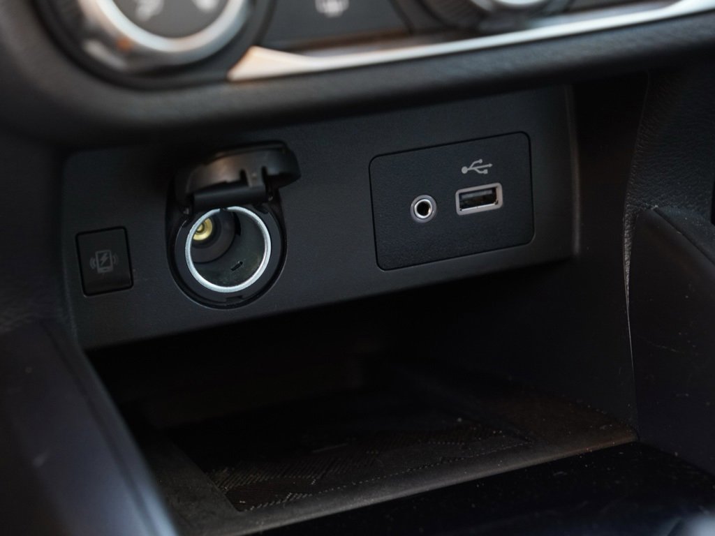 Certified 2024 Nissan Versa SV w/ Trunk Package image 14