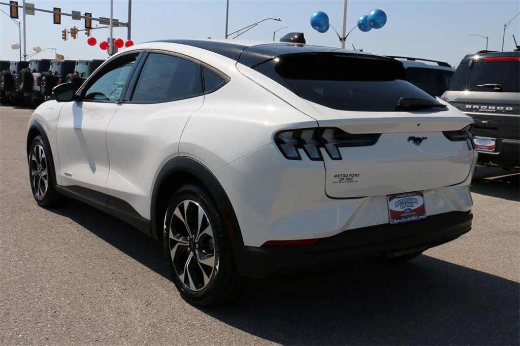 New 2025 Ford Mustang Mach-E Select w/ Comfort Package Lite image 7