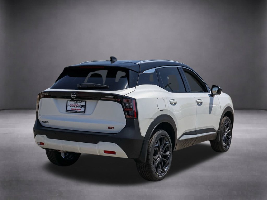 New 2026 Nissan Kicks SR FWD image 4