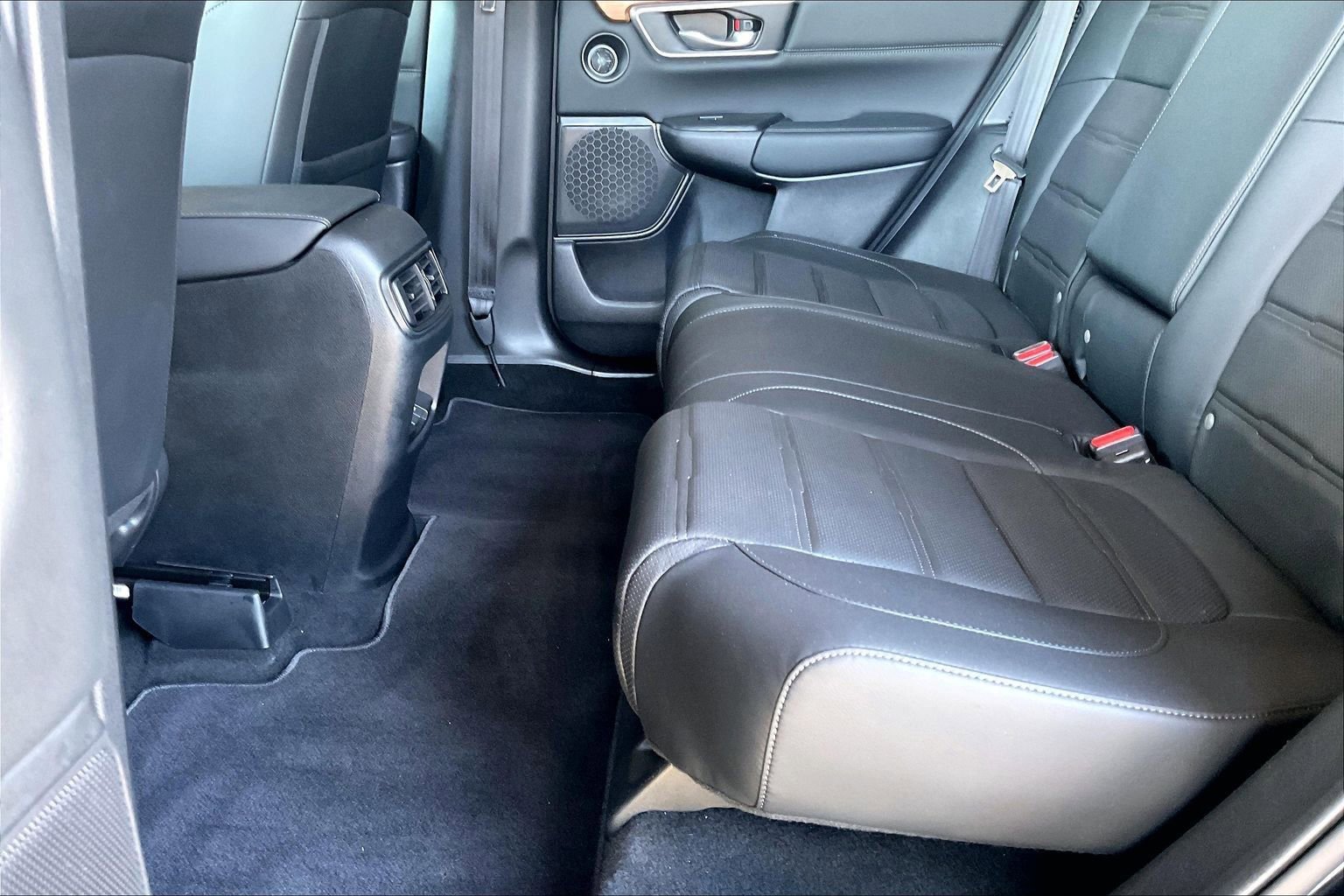 Used 2022 Honda CR-V EX-L image 17