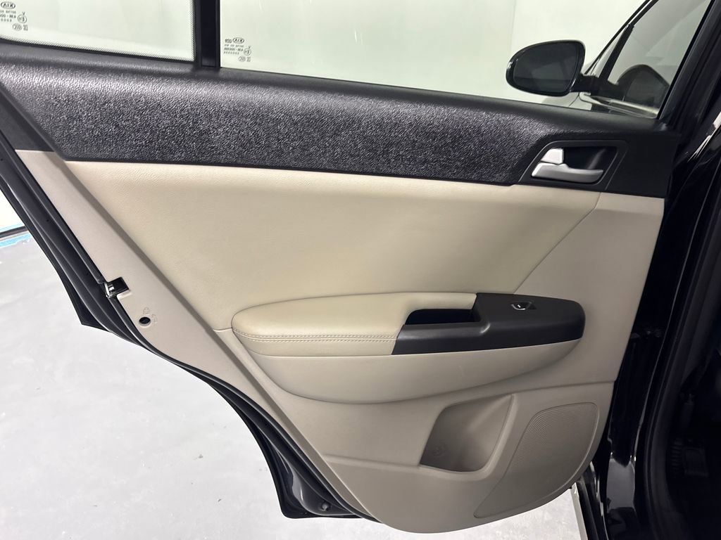 Used 2021 Kia Sportage S image 29