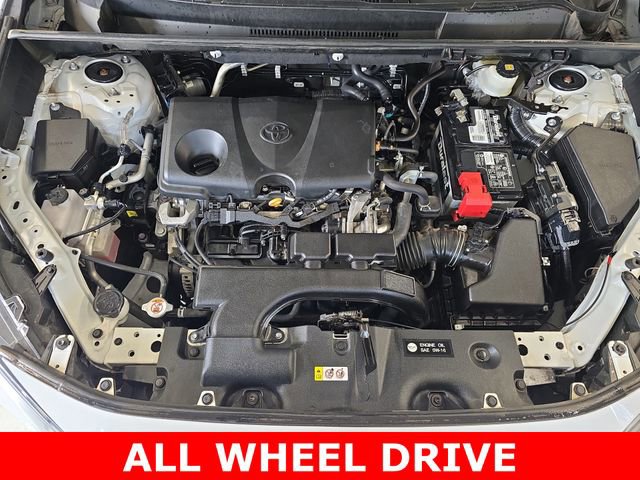 Used 2021 Toyota RAV4 XLE image 30
