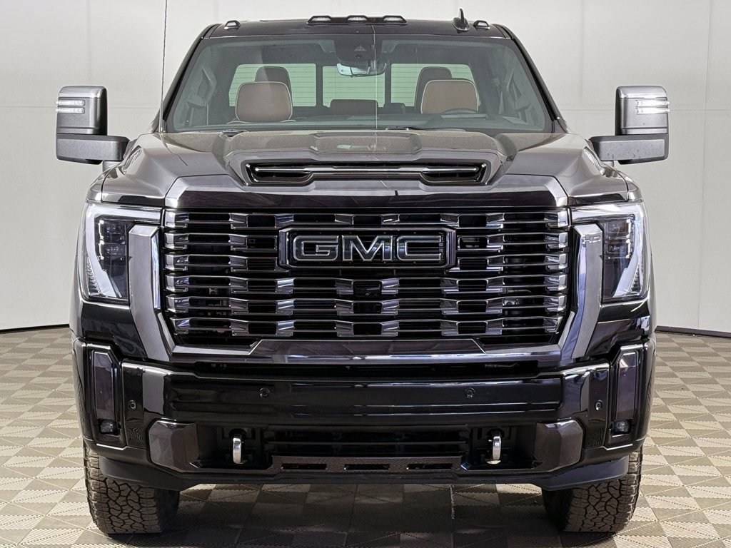 Used 2024 GMC Sierra 3500 Denali Ultimate image 13