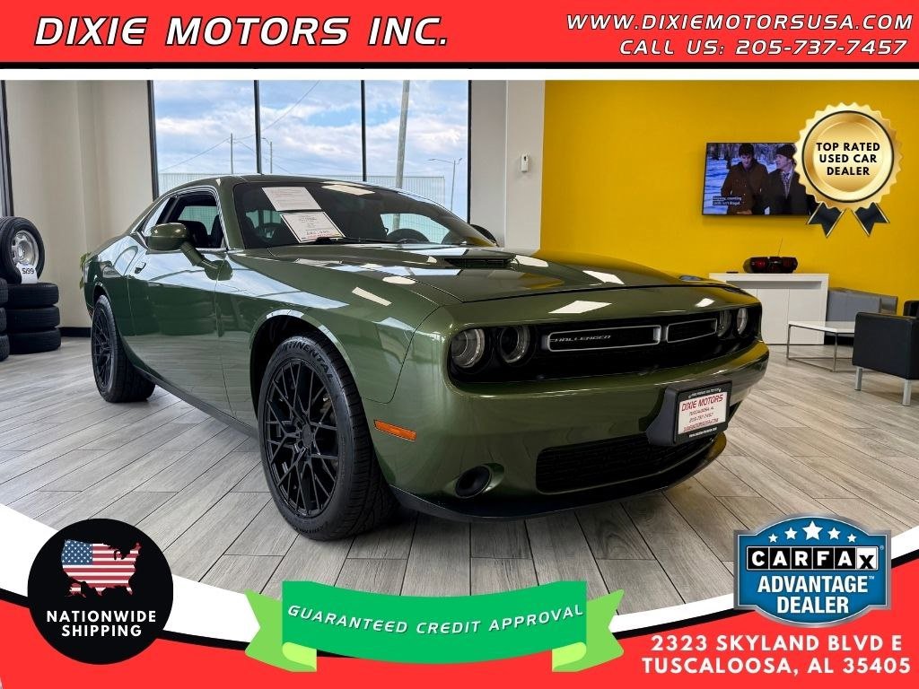 Used 2018 Dodge Challenger SXT w/ Sound Group