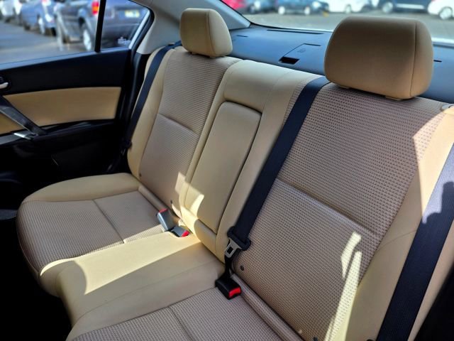 Used 2012 MAZDA MAZDA3 i Touring image 28