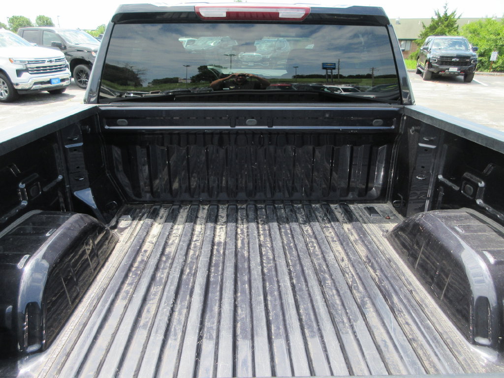 Certified 2023 Chevrolet Silverado 1500 LT AWD/4WD image 12