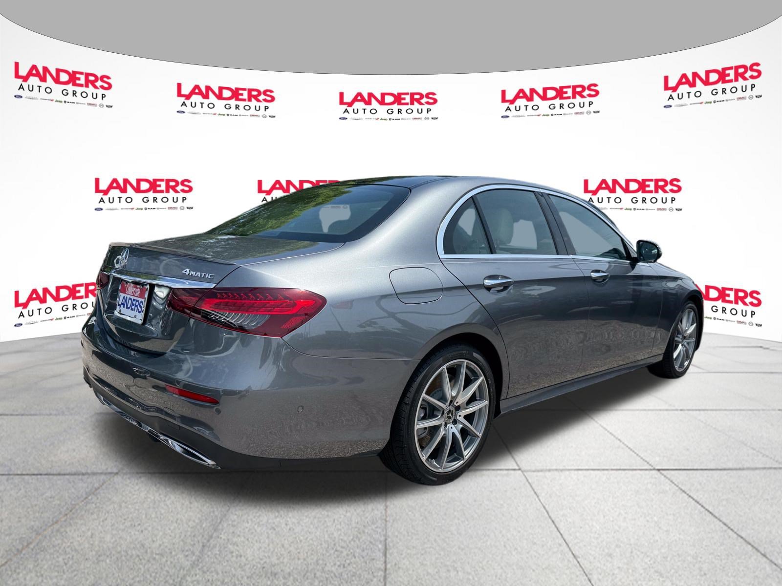 Used 2023 Mercedes-Benz E 450 4MATIC Sedan image 3