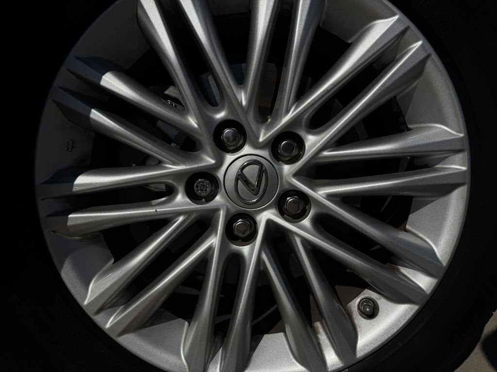 Used 2018 Lexus ES 350 w/ Premier Package image 9