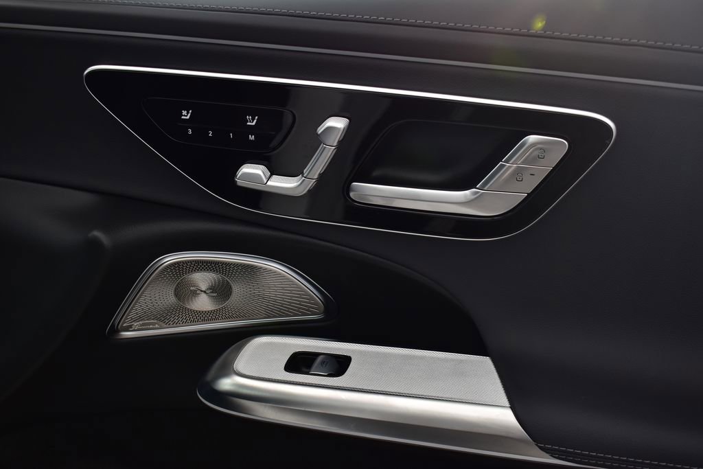 Certified 2025 Mercedes-Benz E 450 4MATIC All-Terrain Wagon image 39