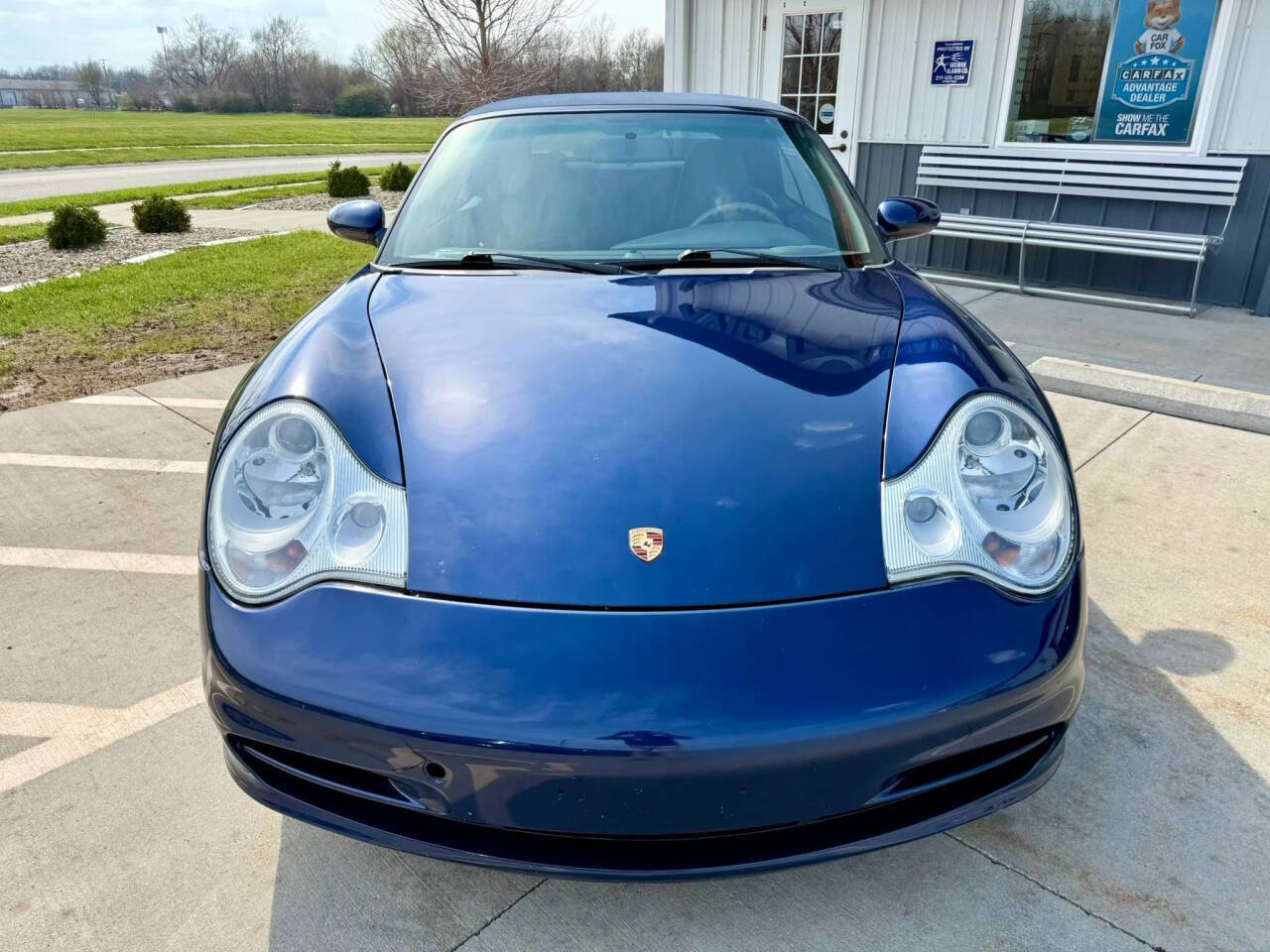 Used 2003 Porsche 911 Carrera RWD image 4