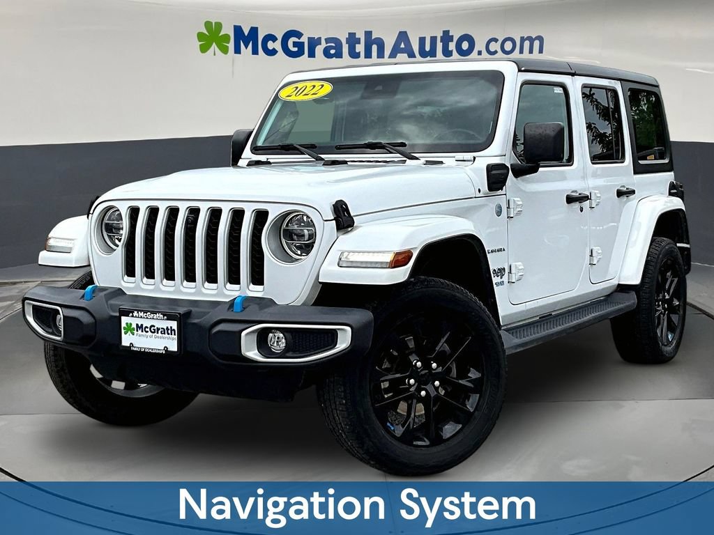 Used 2022 Jeep Wrangler Unlimited Sahara w/ Dual Top Group AWD/4WD image 3