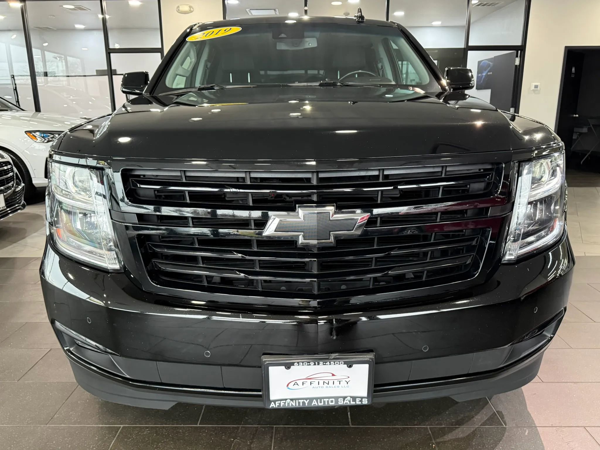 Used 2019 Chevrolet Suburban Premier image 5