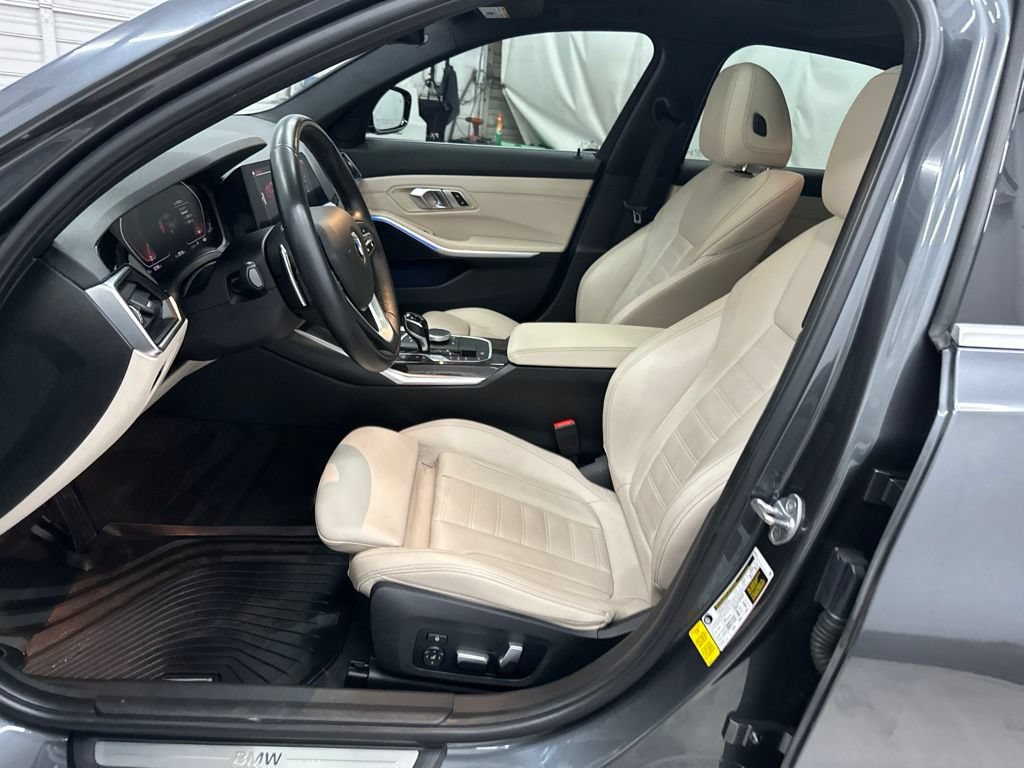 Used 2019 BMW 330i Sedan w/ Convenience Package RWD image 21