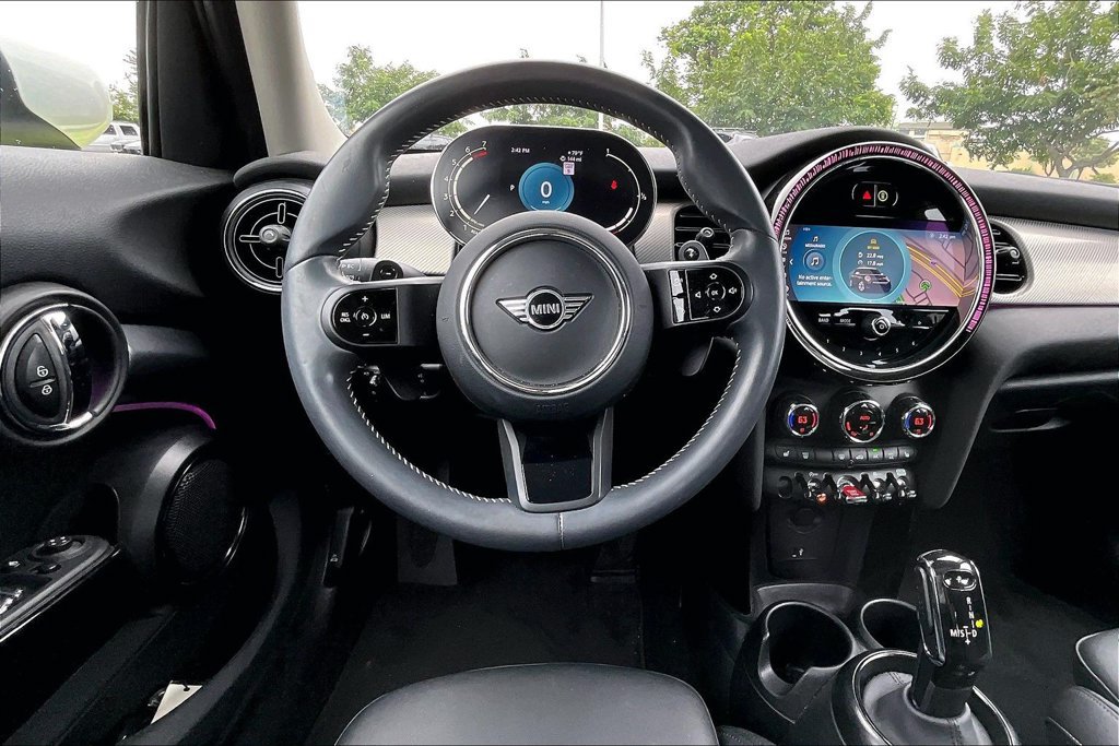 Used 2024 MINI Cooper S FWD image 6