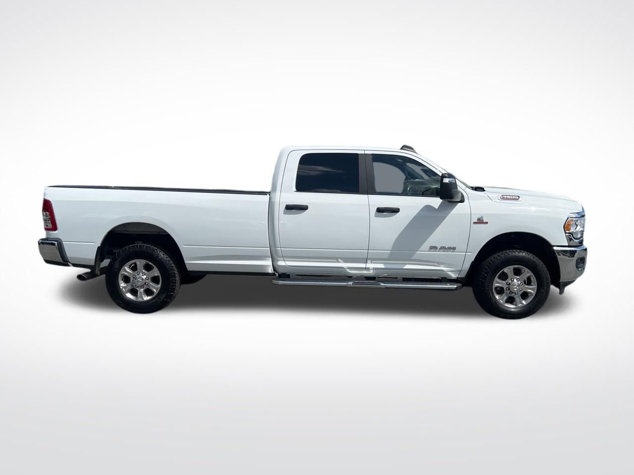 Used 2024 RAM 3500 Big Horn AWD/4WD image 7