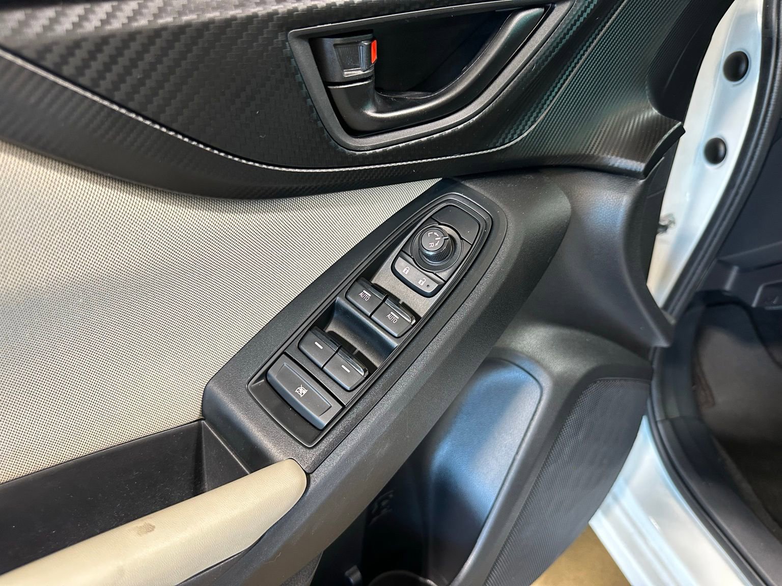 Used 2023 Subaru Impreza Premium image 11