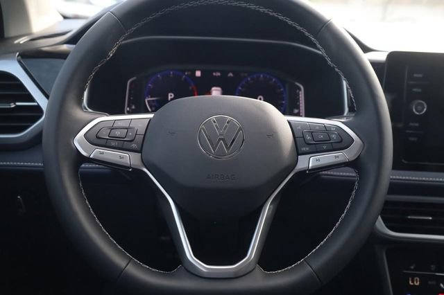 New 2026 Volkswagen Taos SEL image 7