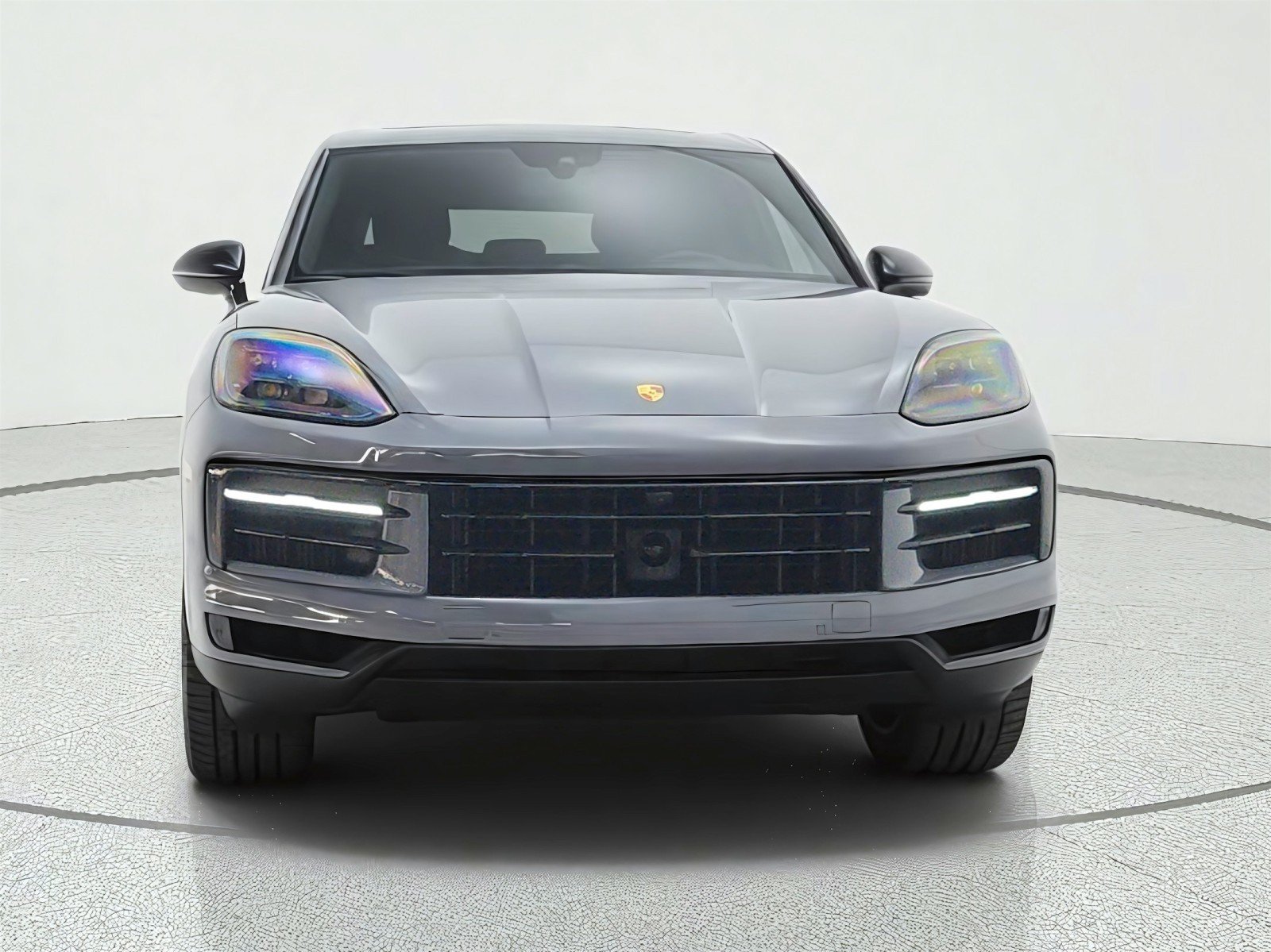 Used 2024 Porsche Cayenne S AWD/4WD image 2