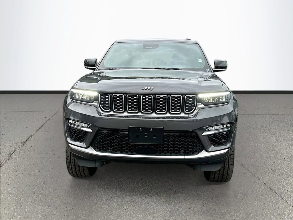 Used 2022 Jeep Grand Cherokee Summit image 2