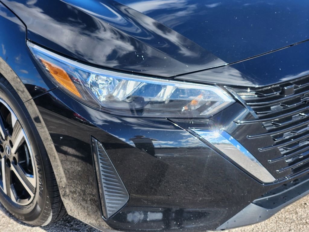 Used 2024 Nissan Sentra SV image 9