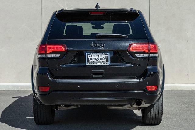 Used 2021 Jeep Grand Cherokee Laredo X image 4